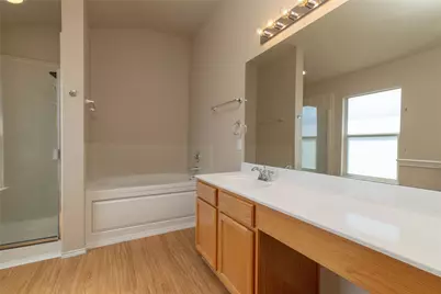 7515 Cresswell Drive, Arlington, TX 76001 - Photo 20