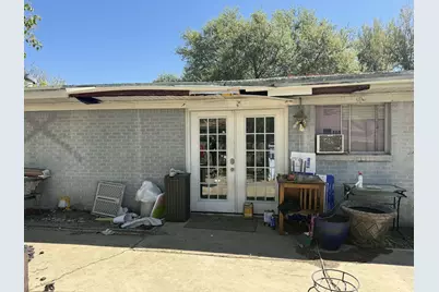 3812 Springbranch Drive, Benbrook, TX 76116 - Photo 6