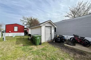 709 N Collins Freeway, Howe, TX 75459 - Photo 22