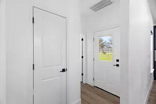 200 Walnut St, Chico, TX 76431 - Photo 4