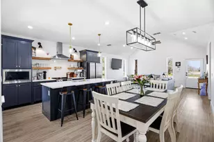 200 Walnut St, Chico, TX 76431 - Photo 16