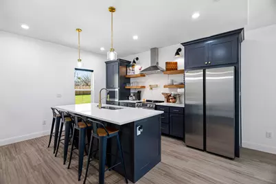 200 Walnut Street, Chico, TX 76431 - Photo 10