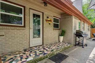 1505 N Riverside Dr, Fort Worth, TX 76111 - Photo 36