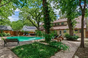 1505 N Riverside Dr, Fort Worth, TX 76111 - Photo 38