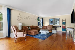 1505 N Riverside Dr, Fort Worth, TX 76111 - Photo 8
