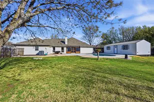 2240 Cottonwood Ct, Midlothian, TX 76065 - Photo 32