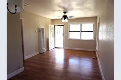 1902 W Dry Street, San Saba, TX 76877 - Photo 6