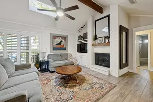 312 Marseille Dr, Hurst, TX 76054 - Photo 8