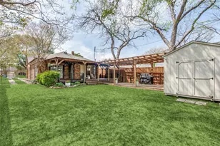 422 Monte Vista Dr, Dallas, TX 75223 - Photo 20