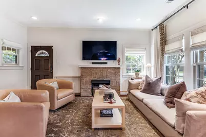 422 Monte Vista Drive, Dallas, TX 75223 - Photo 8