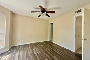 210 W Houston St, Leonard, TX 75452 - Photo 6