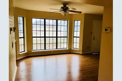 210 W Houston Street, Leonard, TX 75452 - Photo 2