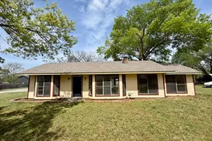 210 W Houston St, Leonard, TX 75452 - Photo 10