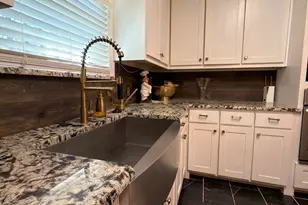 908 N Virginia St, Terrell, TX 75160 - Photo 16