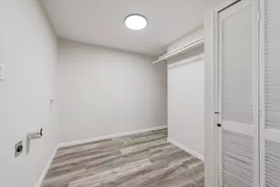 811 Denton Drive, Euless, TX 76039 - Photo 18