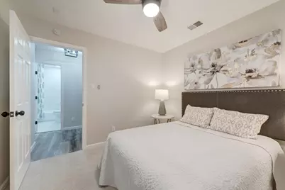 811 Denton Drive, Euless, TX 76039 - Photo 20