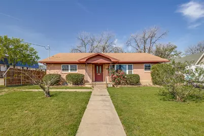 433 Fulton Street, Denton, TX 76201 - Photo 2