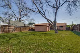 433 Fulton St, Denton, TX 76201 - Photo 24