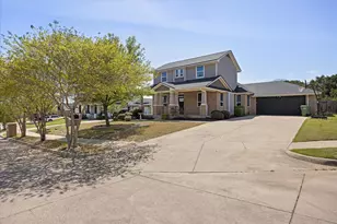 119 Camelot St, Glen Rose, TX 76043 - Photo 6