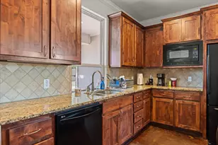 119 Camelot St, Glen Rose, TX 76043 - Photo 16