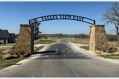 1179 Gonzollas Road, Springtown, TX 76082 - Photo 2