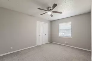 311 Hedgerow Ln, Lewisville, TX 75057 - Photo 16