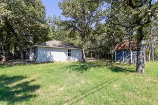 840 Red Oak Ct, Azle, TX 76020 - Photo 6