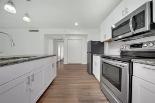 982 S Weatherred Dr, Richardson, TX 75080 - Photo 8