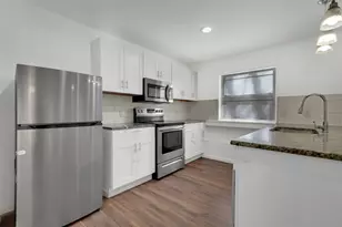 982 S Weatherred Dr, Richardson, TX 75080 - Photo 10