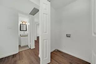 982 S Weatherred Dr, Richardson, TX 75080 - Photo 16