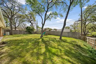 1803 Windlea Dr, Euless, TX 76040 - Photo 20