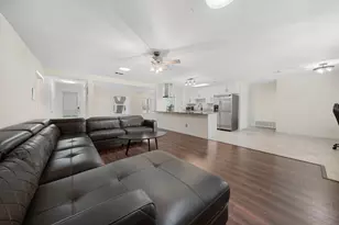 1803 Windlea Dr, Euless, TX 76040 - Photo 4