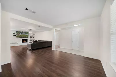 1803 Windlea Drive, Euless, TX 76040 - Photo 2