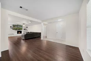 1803 Windlea Dr, Euless, TX 76040 - Photo 2