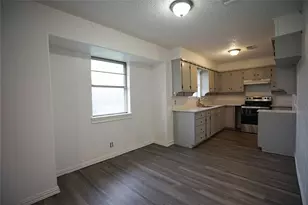 3517 Madrid Dr, Fort Worth, TX 76133 - Photo 2