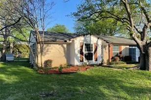 712 SW Sunnybrook Dr, Burleson, TX 76028 - Photo 1