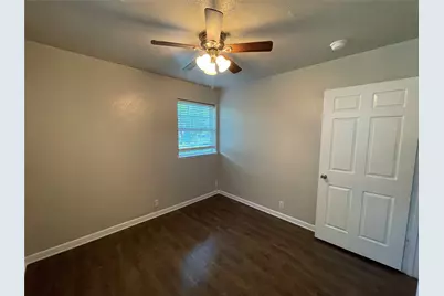 712 SW Sunnybrook Drive, Burleson, TX 76028 - Photo 16