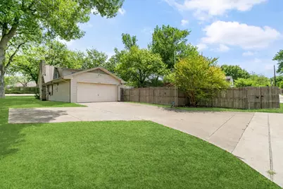 833 Ray Andra Drive, DeSoto, TX 75115 - Photo 4