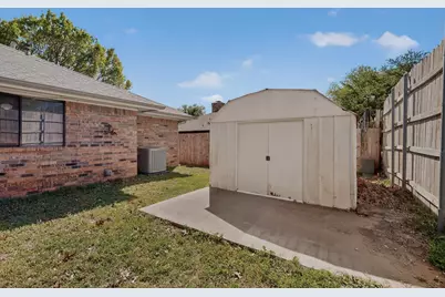 2212 Oak Bluff Drive, Flower Mound, TX 75028 - Photo 24