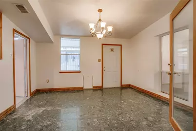 614 Marshalldell Avenue, Dallas, TX 75211 - Photo 12