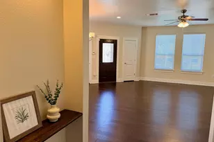 210 Belleville Dr, Lewisville, TX 75057 - Photo 8