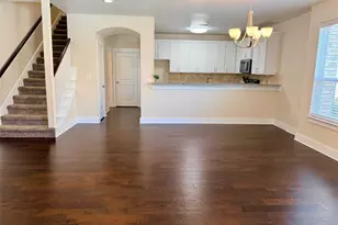 210 Belleville Dr, Lewisville, TX 75057 - Photo 4