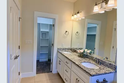 210 Belleville Drive, Lewisville, TX 75057 - Photo 14