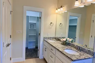 210 Belleville Dr, Lewisville, TX 75057 - Photo 14