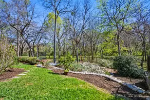 1833 Southpark Dr, Arlington, TX 76013 - Photo 36