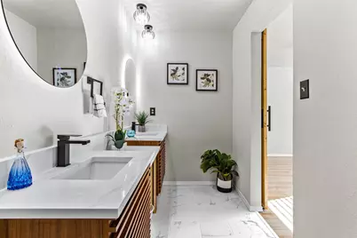 2137 Rose Hill Road, Carrollton, TX 75007 - Photo 18