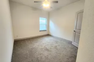 490 Oak Crk Dr, Lavon, TX 75166 - Photo 8