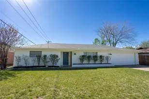 7808 Chantilly Ln, Fort Worth, TX 76134 - Photo 1