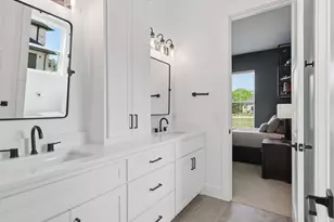 330 Charlie Joseph Dr, Van Alstyne, TX 75495 - Photo 32