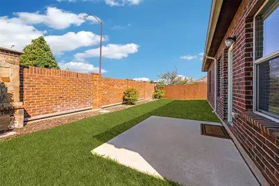 3805 Weatherstone Drive, Fort Worth, TX 76137 - Photo 12